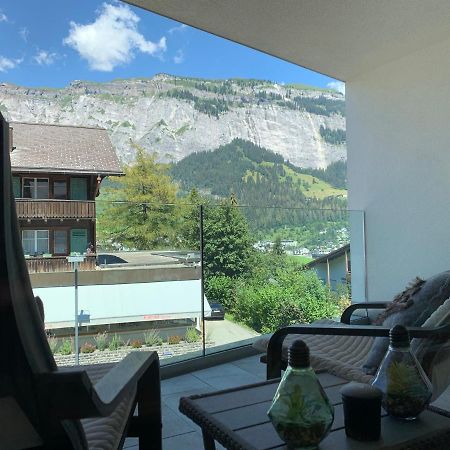 Montanas - Luxuswohnung Mit Kamin - Nahe Caumasee & Talstation فيلمز المظهر الخارجي الصورة