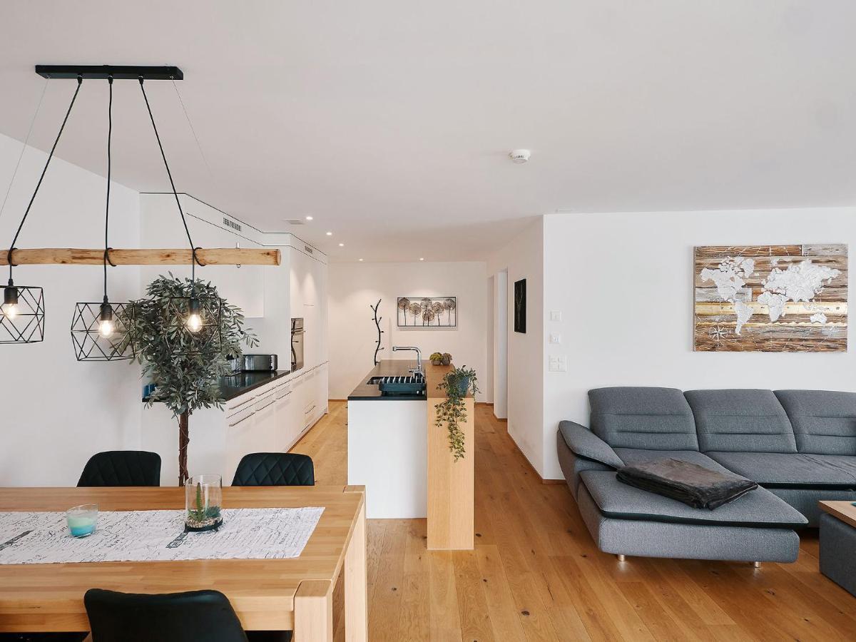 Montanas - Luxuswohnung Mit Kamin - Nahe Caumasee & Talstation فيلمز المظهر الخارجي الصورة