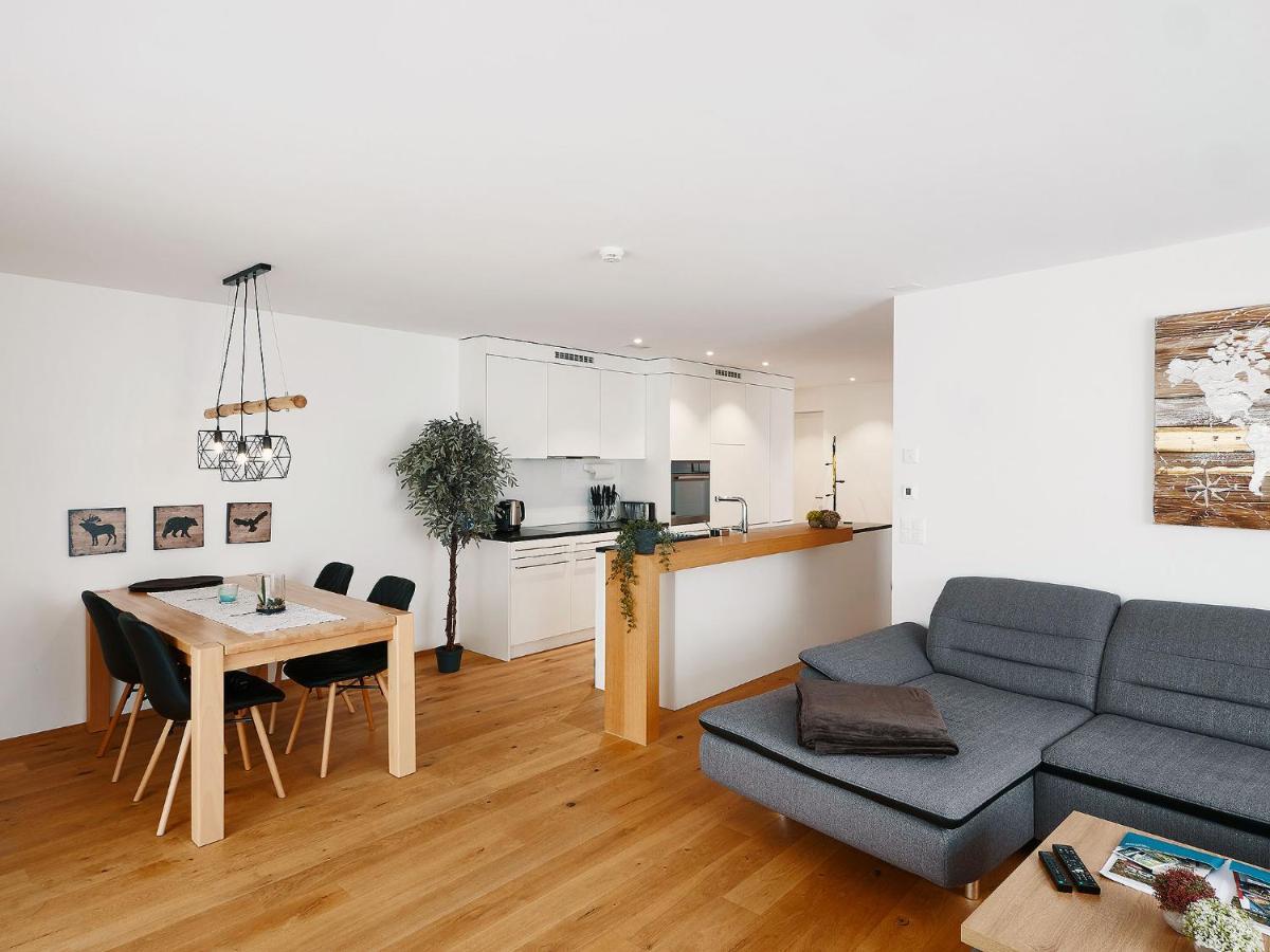 Montanas - Luxuswohnung Mit Kamin - Nahe Caumasee & Talstation فيلمز المظهر الخارجي الصورة